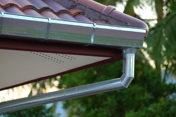 Metal Gutter Repair in Macon