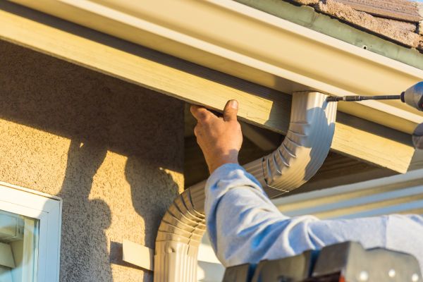 Aluminum Rain Gutter Service in Macon